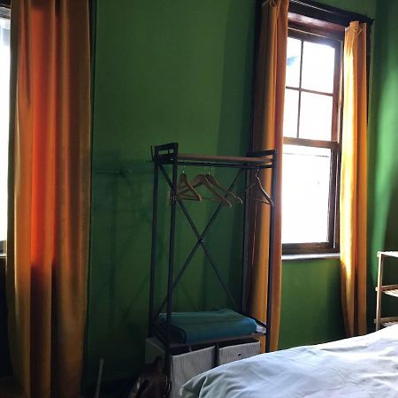 Auberge de jeunesse Titan House à İzmir Extérieur photo