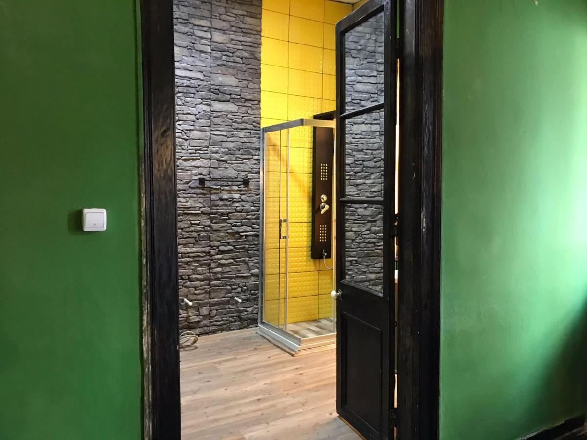 Auberge de jeunesse Titan House à İzmir Extérieur photo