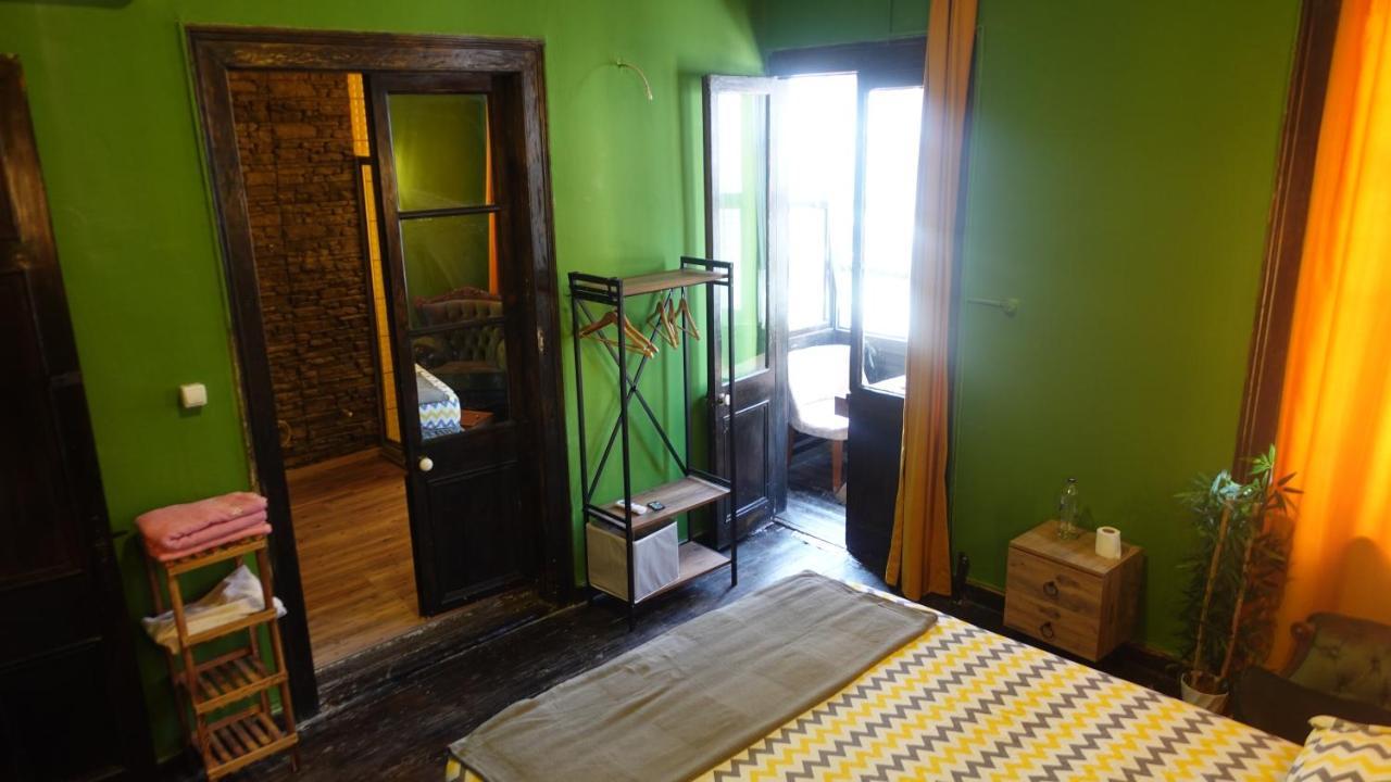 Auberge de jeunesse Titan House à İzmir Extérieur photo